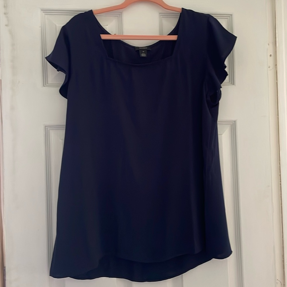 Flutter sleeve shell